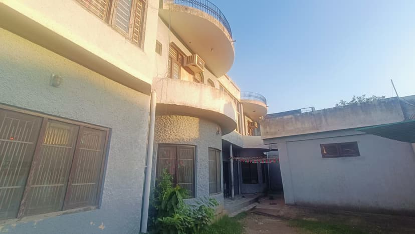 New Yaseen English School